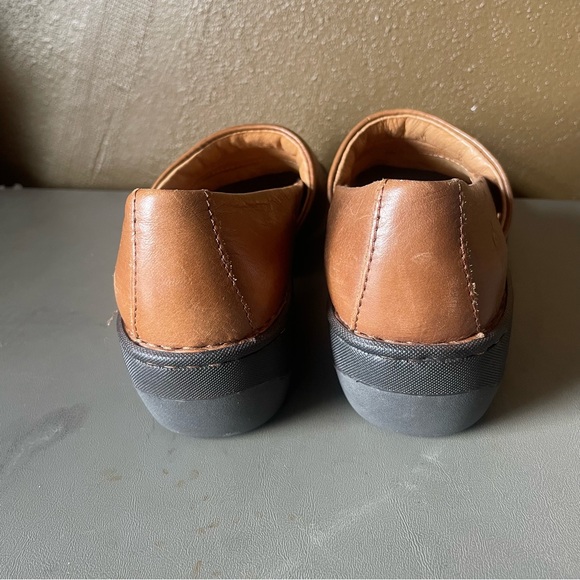 Børn Brown Leather Toby Clogs - Picture 5 of 8